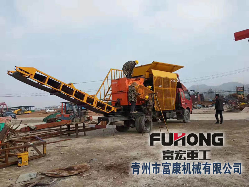 車載半移動式破碎機(jī)