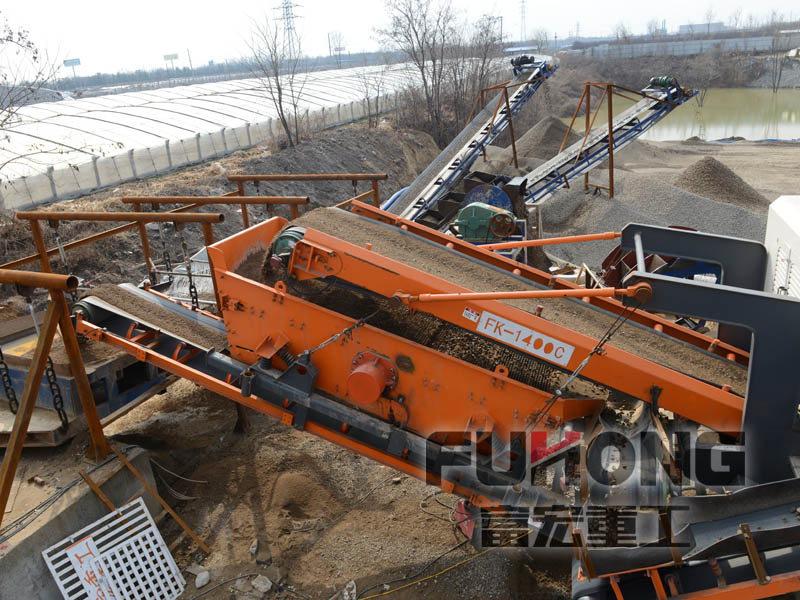 移動篩分機(jī)廠家 移動篩分機(jī)廠家